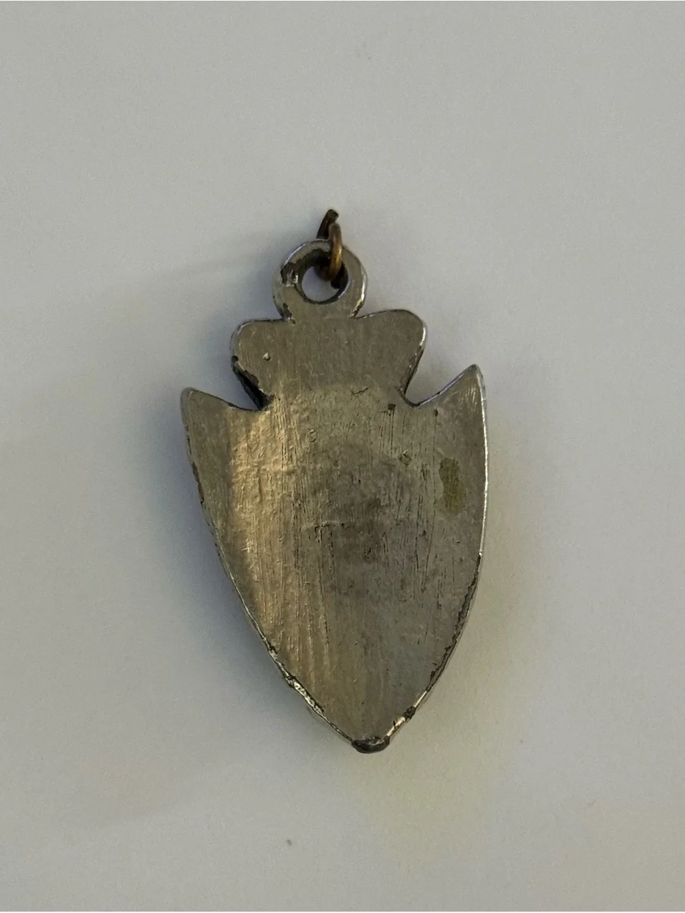 🫶🏻 Vintage Arrowhead Pendant with Turquoise Inlay